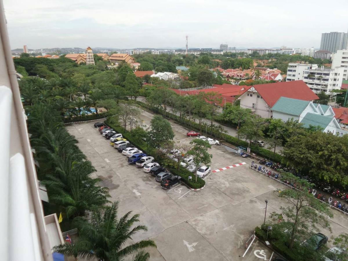 Viewtalay Condo 2 By Mawada Praia de Jomtien Exterior foto